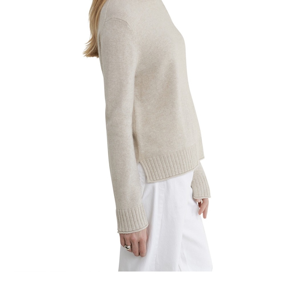 Jenni Kayne -Elegant Tan Crew Neck Sweater
